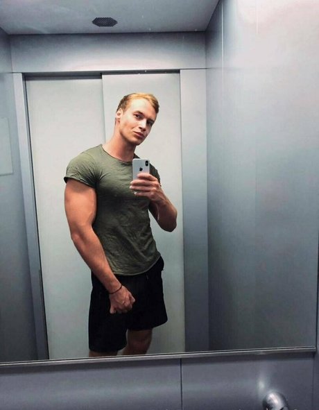 thonygreyfree pornstar perfect photos