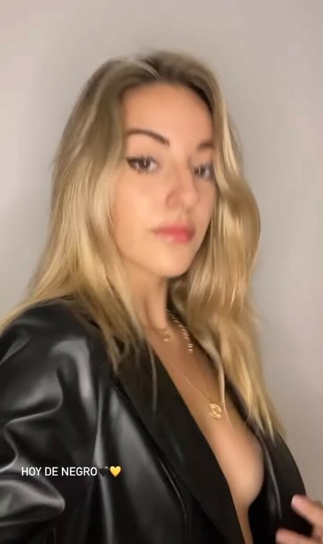 Lyzabeeth high quality actress picture