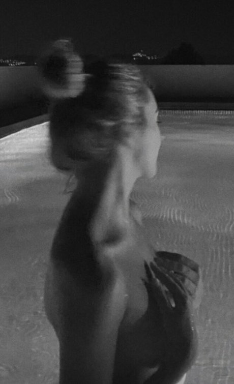 Lyzabeeth star sex galleries