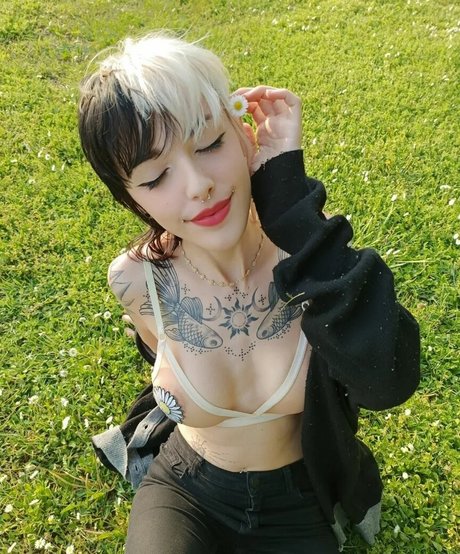 Elena Barile model best pic