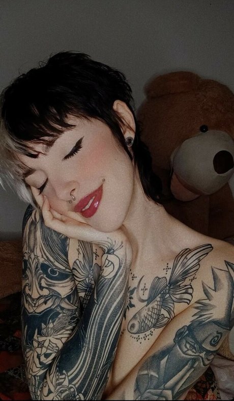 Elena Barile model naked pics