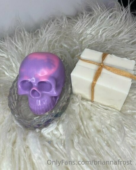 briannafrost model pornographic image