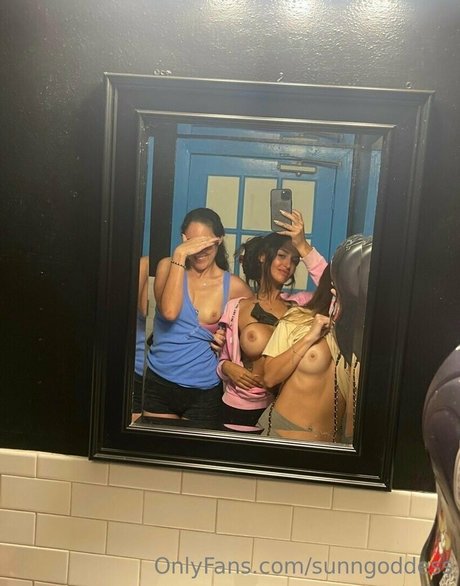 sungoddesssss star nude archive