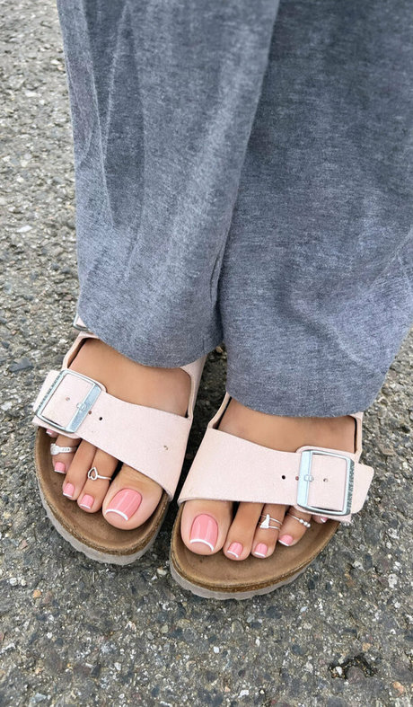 mariefrenchfeetgirlfree adult star archive