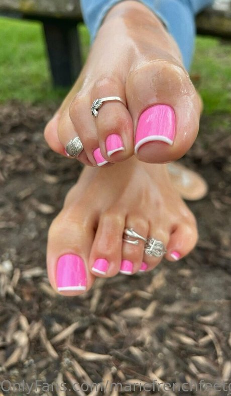 mariefrenchfeetgirlfree star erotic pictures