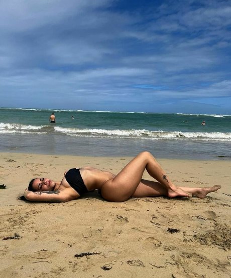 Yai Tejera hot actress picture