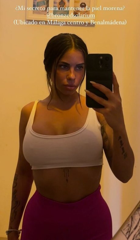 big tits nerd onlyfans erotic photo