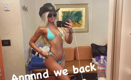 Mahila Mendez pornstar hd gallery