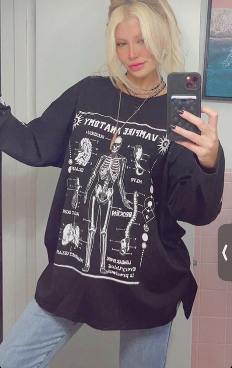 curvy teen onlyfans hot naked galleries