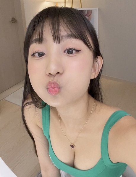 asian hairy onlyfans sexy nudes photos