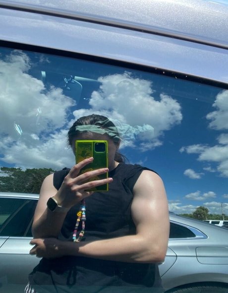 Bekaloo hot star picture