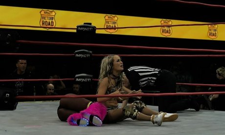 Alisha Edwards star photo