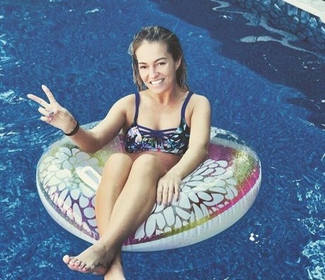 bisexual couple onlyfans pretty img