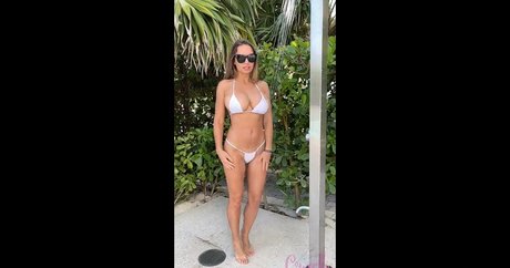 boobs selfie onlyfans erotic archive