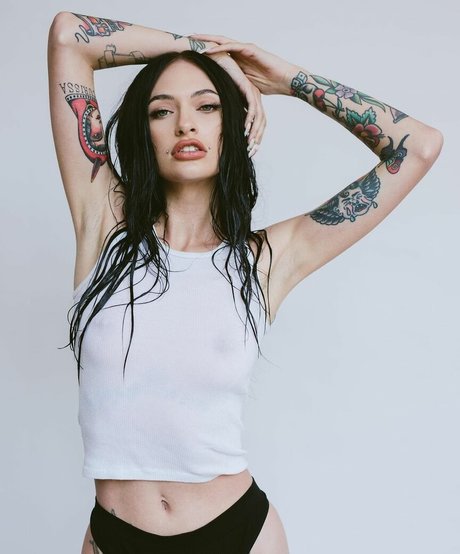 hellxrel model exclusive photos