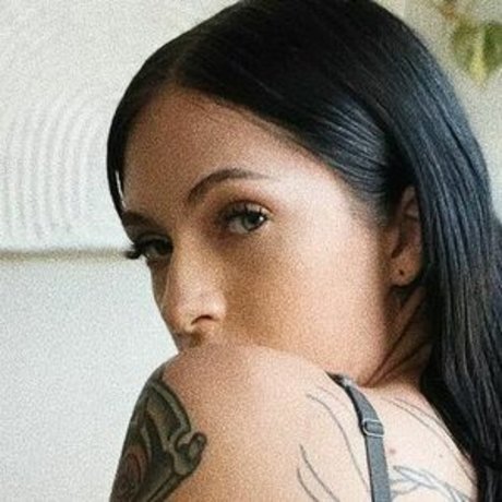 hellxrel naked star pic