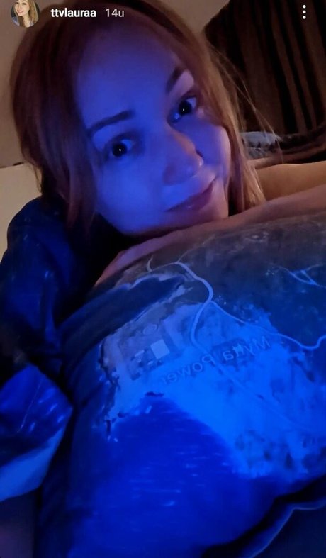 lauraa model best image