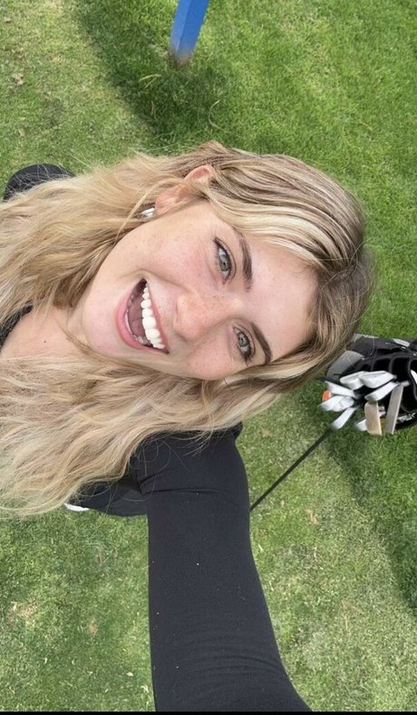 tiktok stars onlyfans beautiful nude photo