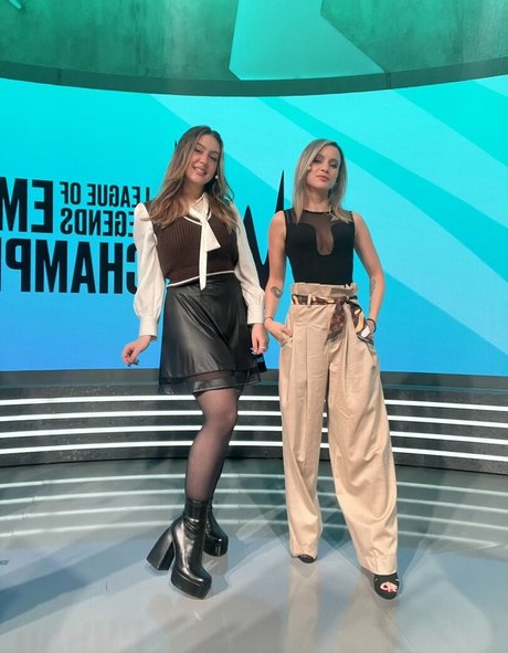 Troubleinc model art photos