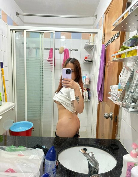 yvonneclose free pornstar free img