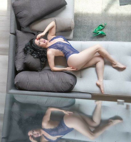 Sugey Abrego sexy model image