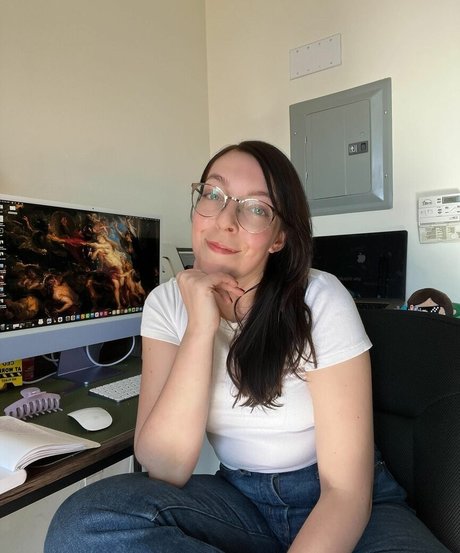 famous nude onlyfans nude photo