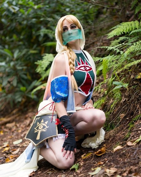 CrystAAHHL pornstar nudes pics