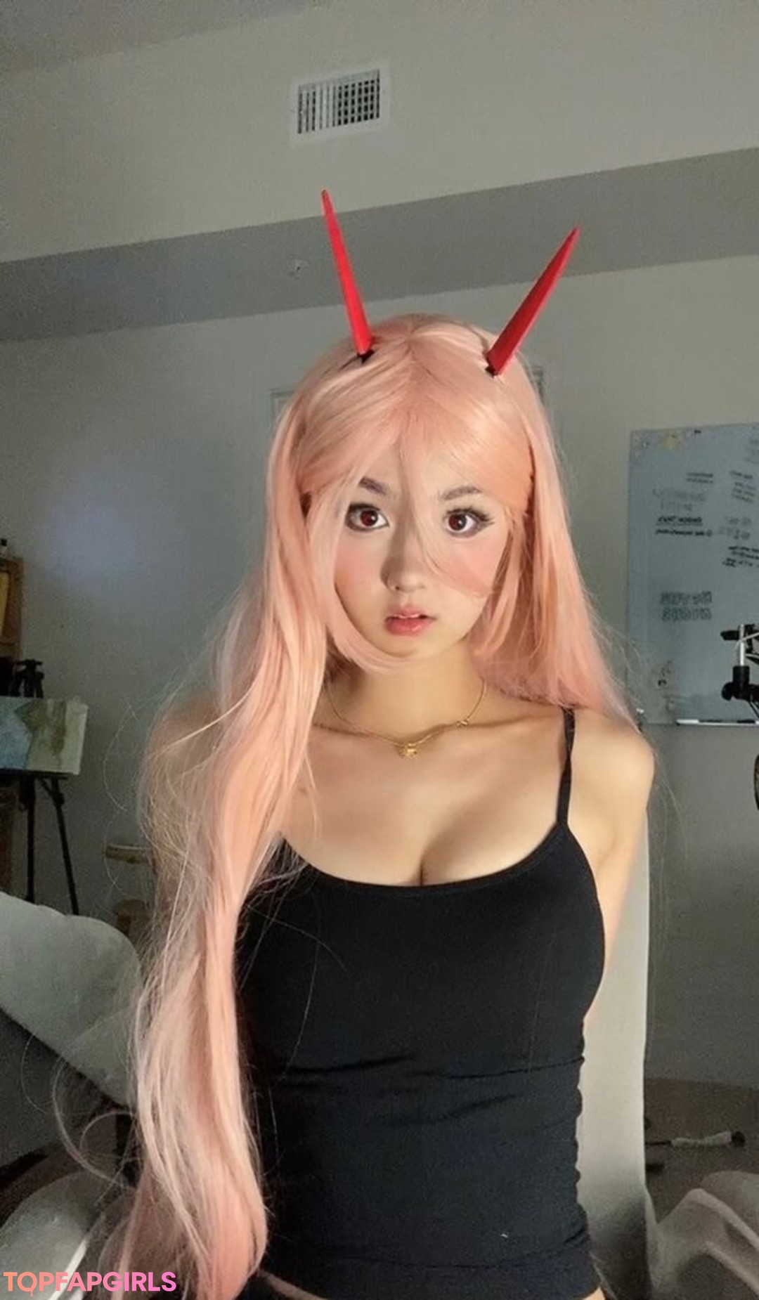 Amiechikin pornstar nudes picture