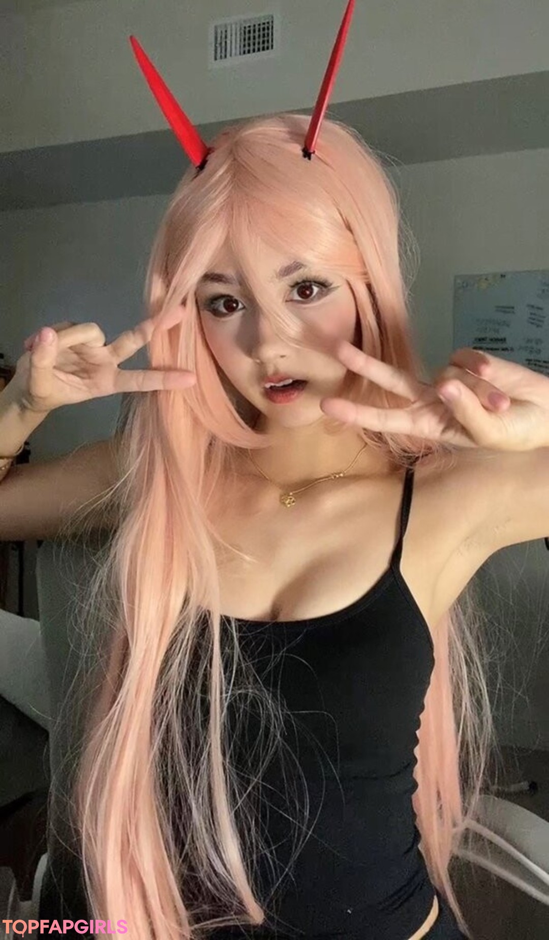 Amiechikin model adult pics