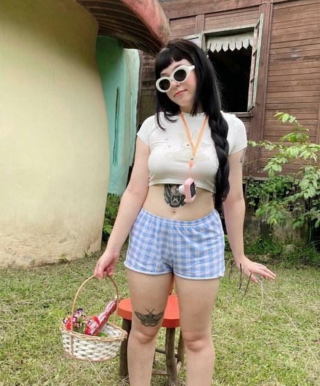 Anna Dreamy ASMR free star archive