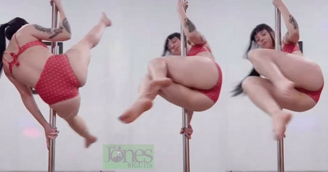 gay rimming onlyfans naked photo