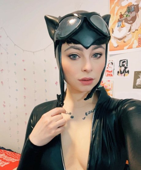 Harliantihero art model galleries