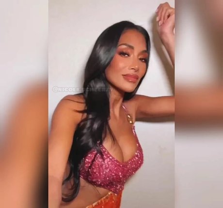 Nicole Scherzinger sex star img