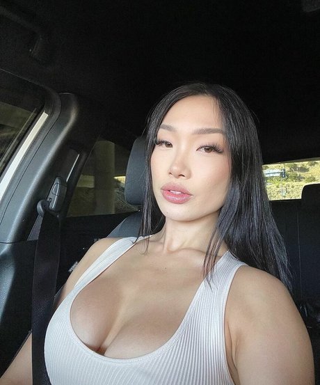 blonde shemale onlyfans hd pic