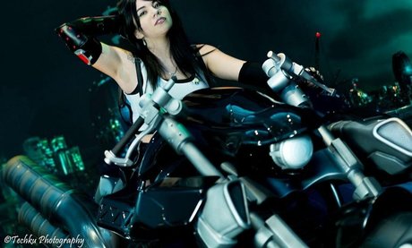 asian brunette onlyfans top image