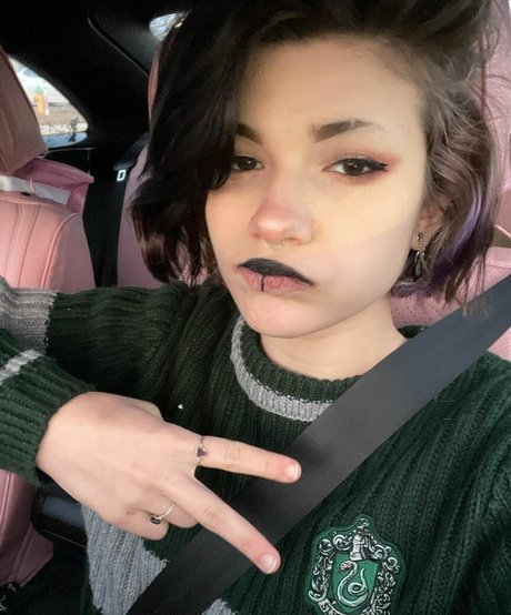 Indigoo star nude photos