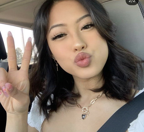 Gabby hua star nude pics