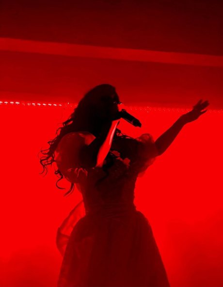 latina solo onlyfans top photo