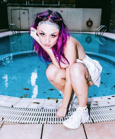 lesbian anal strapon onlyfans top pic