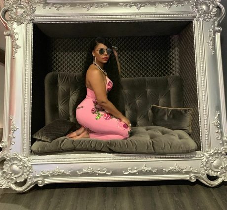 Ashanti model sexy picture