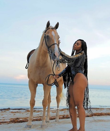 Ashanti model exclusive archive