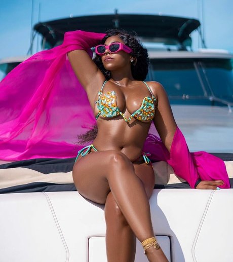 Ashanti pornstar sexy images