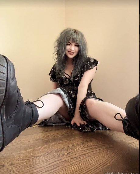 Stellalasaurus perfect actress images