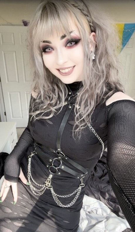 pawg teen onlyfans adult pictures