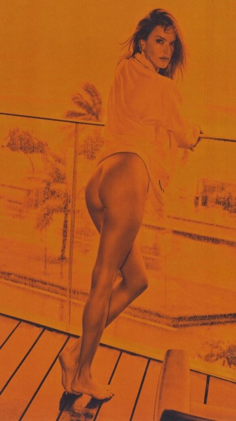 Alessandra Ambrosio nice actress img