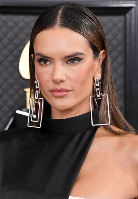 mother onlyfans free nude pics