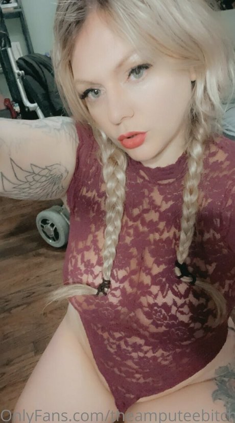 theamputeebitch best model archive