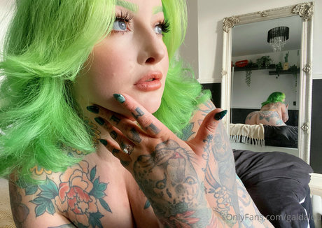 GaldaLou pornstar sexy gallery