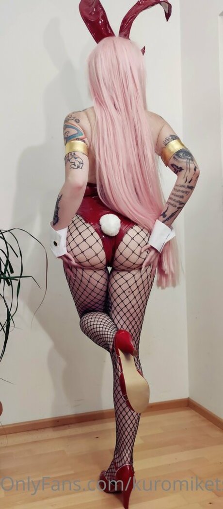 kuromiketsu nude model gallery