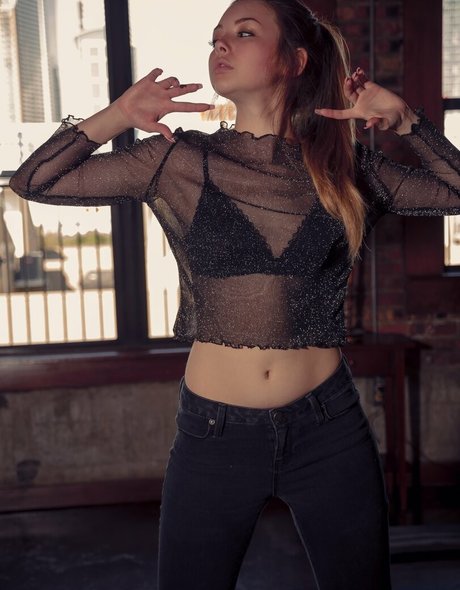 Lana Lea erotic star gallery